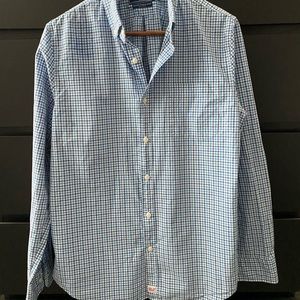 vineyard vines button down shirt
